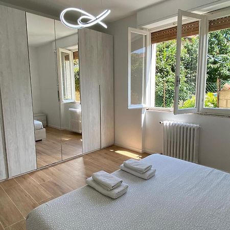 Villa The Swan - Composed By 2 Apartments Mandello del Lario Buitenkant foto