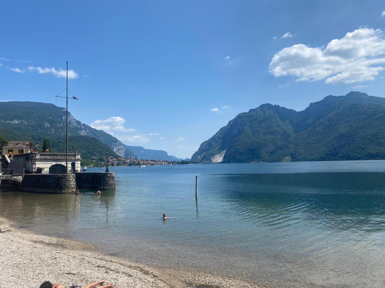 Villa The Swan - Composed By 2 Apartments Mandello del Lario Buitenkant foto